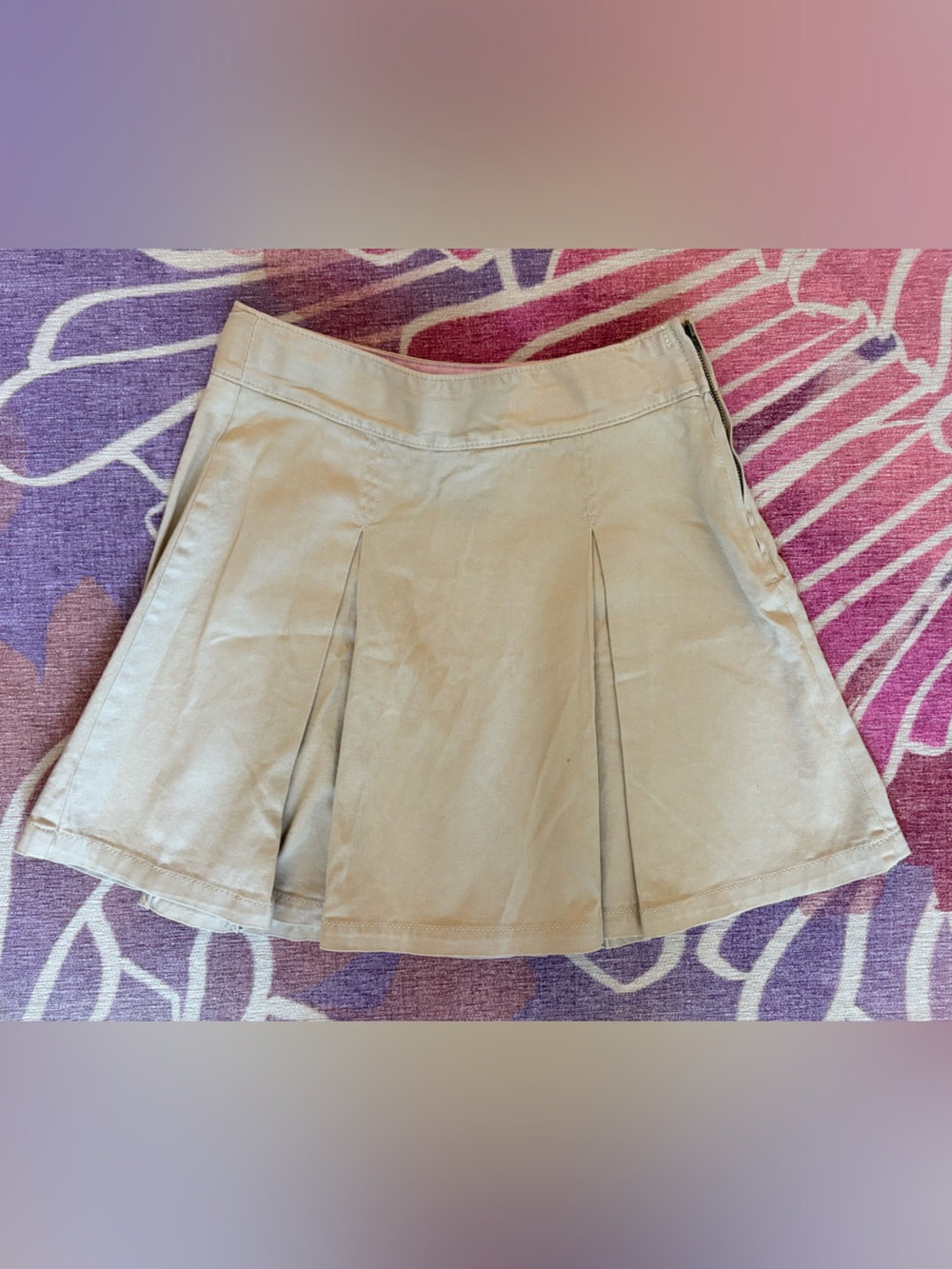 GAP Men's Light Tan Chino Pants